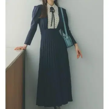 snidel 블라우스 칼라 도킹 니트 원피스 네이비 1 양산 가을/겨울