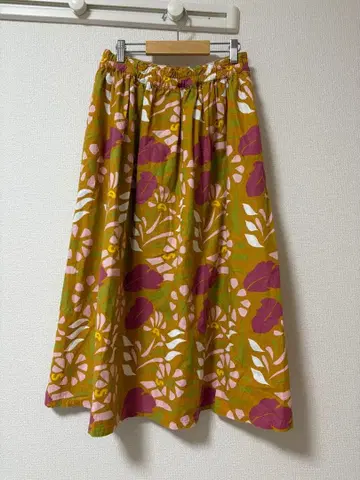 D.M.G. 꽃무늬 플레어 스커트 일본제