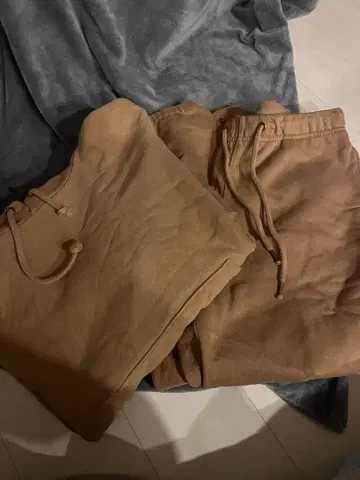 [ GU ] 헤비 웨이트 후드티 & 팬츠 맨투맨