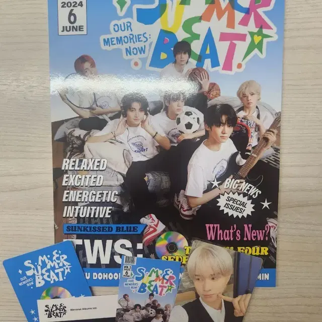 썸머비트 미니앨범 위버스 버전 'SUMMER BEAT!'