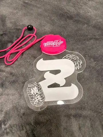 모모크로 아크릴 스탠드 응원봉