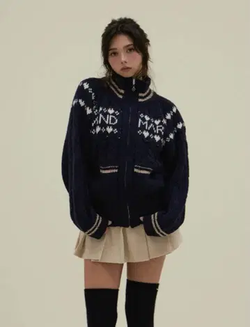 andmary Mary knit cowichan navy