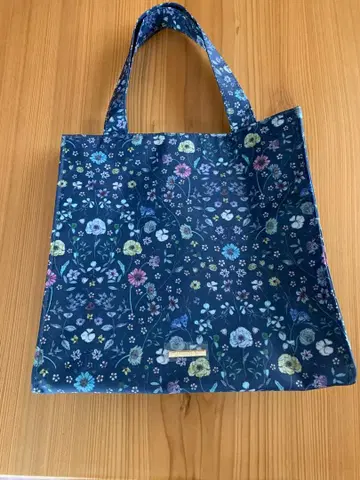 미사용 새상품 애프터눈 티 꽃무늬 토트백