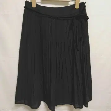 쿠미쿄쿠 플리츠 스커트 블랙 사이즈 3