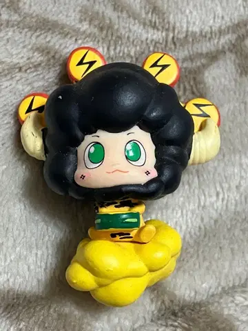 귀여운 캐릭터 피규어