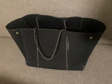 STYLE OF ESCAPE 블랙 토트백