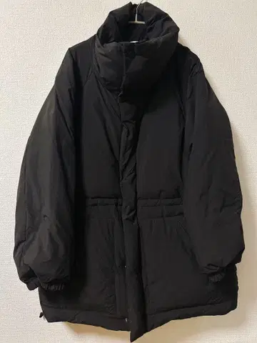 SIMPLICITE 블랙 다운 자켓