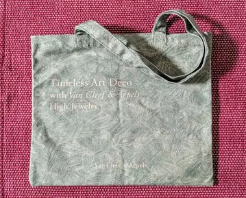 반 클리프&아펠 전시회 굿즈 토트백