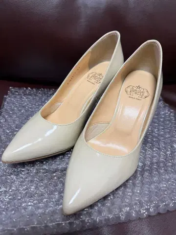 chercher ETOILE 에나멜 펌프스