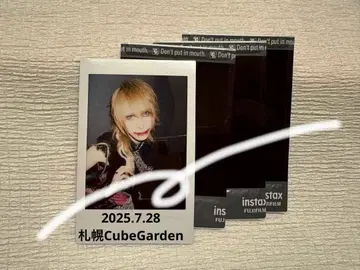 0.1g의 오산 미즈타 마리 씨 폴라로이드