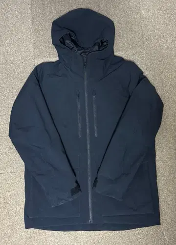 UNIQLO 하이브리드 다운 후드티 (3D 컷)