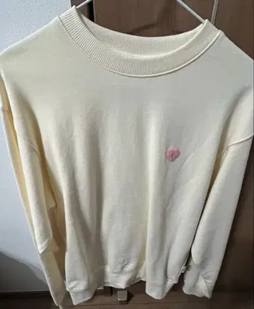 BTS BOY WITH LUV 후드티 S 사이즈