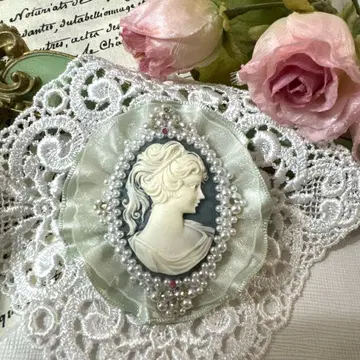 카메오풍 브로치