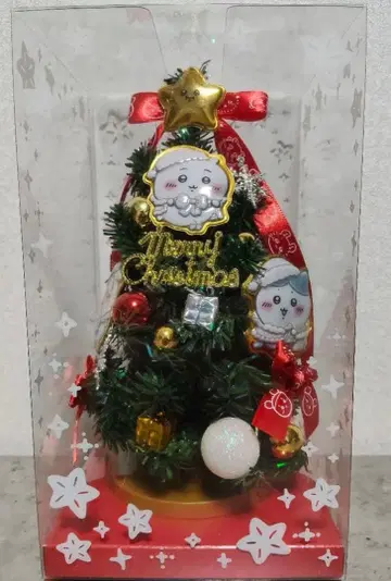 산타 캐릭터 포함 크리스마스 트리 치이카와 (먼작귀)