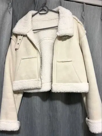 amood 무스탕 아우터 코트 화이트 화이트