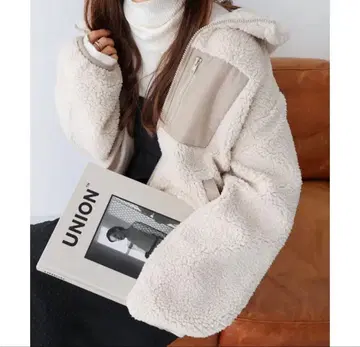 [ 미사용 새상품 ] andme 후드 부착 보아 블루종