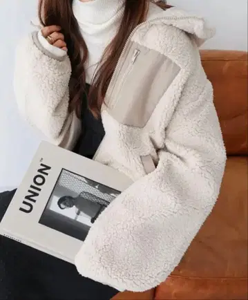 [ 미사용 새상품 ] andme 후드 부착 보아 블루종