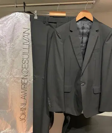 수트 셋업 커버 포함