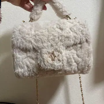 RANDA 2WAY 모노그램 파츠 퍼 백 아이보리