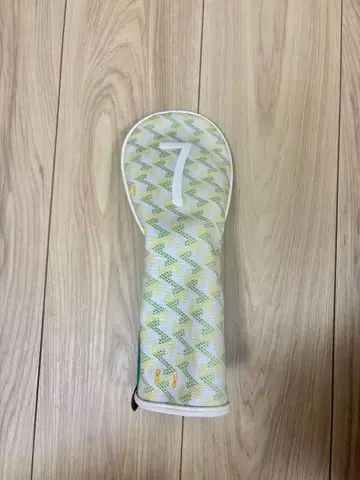 레저렉션 파셀 7번 페어웨이 우드 골프헤드커버 시트러스 화이트