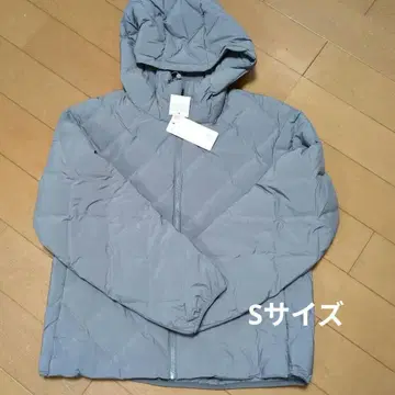 [ 새상품/미사용 ] 유니클로 퍼프 테크 후드티 S 사이즈