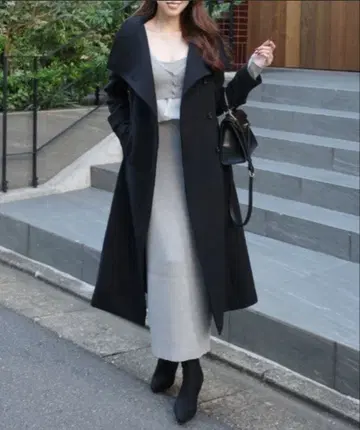 rienda / 25 오버넥 신데렐라 라인 코트