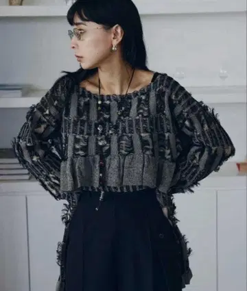 MANY WAY JACQUARD SHORT KNIT TOP 블랙 M