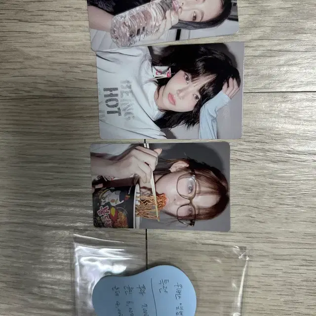 르세라핌 핫 위버스 앨범버전 특전 포카 사쿠라허윤진홍은채