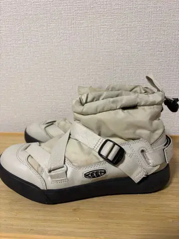 24cm KEEN HOODZERRA 방수 윈터 부츠 그레이