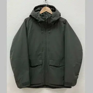 유니클로 다운 자켓 후드 부착