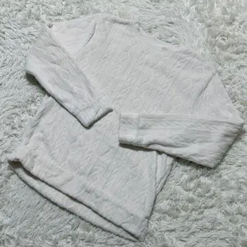 [ c7001 ] 니트 스웨터 긴팔 화이트