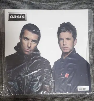 Oasis Live '25 투어 팜플렛 오아시스