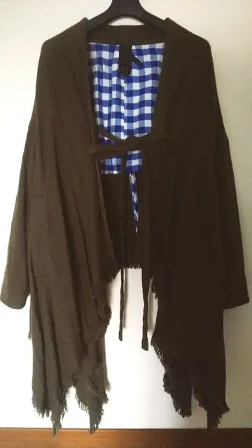 베른하르트 빌헬름 판초풍 코트 자켓 카키 프린지 케이프