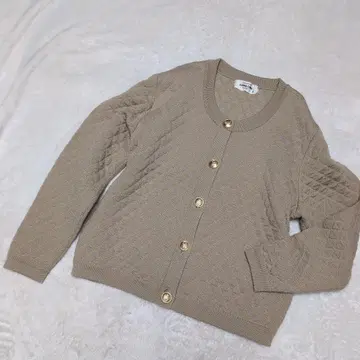 ALPHA CUBIC 퀼팅 니트 가디건 골드 버튼 일본제