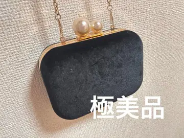 [ 컨디션 최상 ] Opaque Clip 펄 장식 클러치백