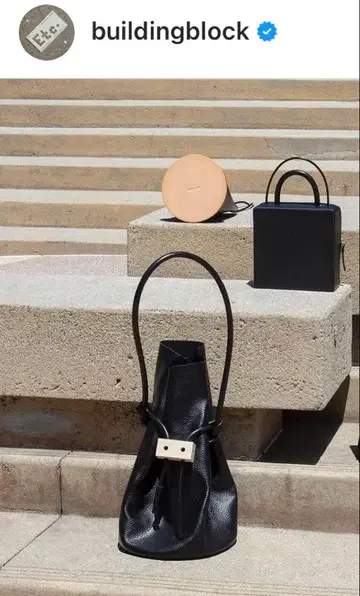 12/16까지 한정 가격! 빌딩 블록 가죽 백 새상품급!