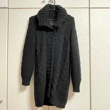 로트레아몽 니트 코트