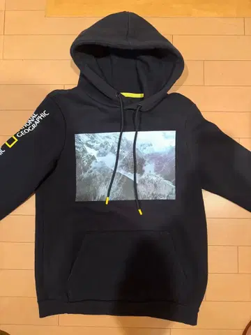 Bershka National Geographic 후드 부착 후드티 블랙