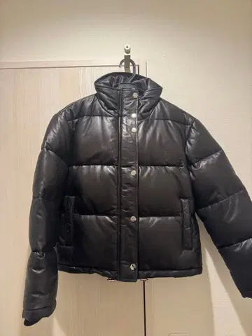 BALR. 블랙 다운 자켓 M