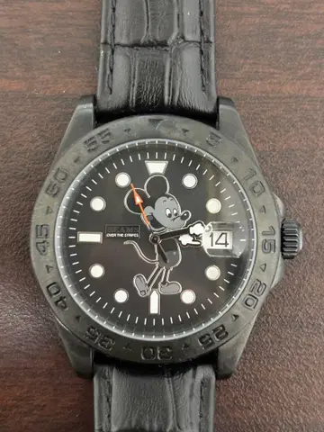 BEAMS Over the stripes mickey