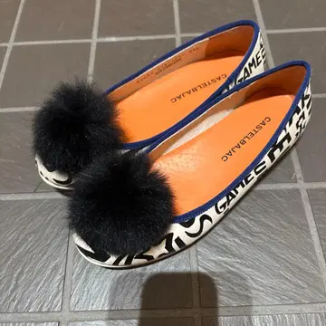 CASTELBAJAC 퍼 포함 플랫슈즈 22.5cm