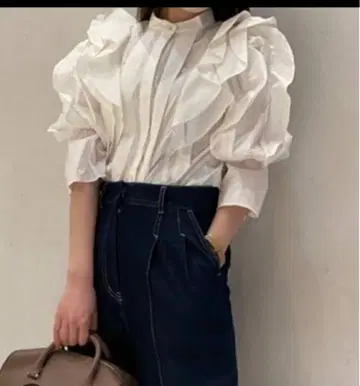 SNIDEL 스나이델 프릴 볼륨 슬리브 블라우스