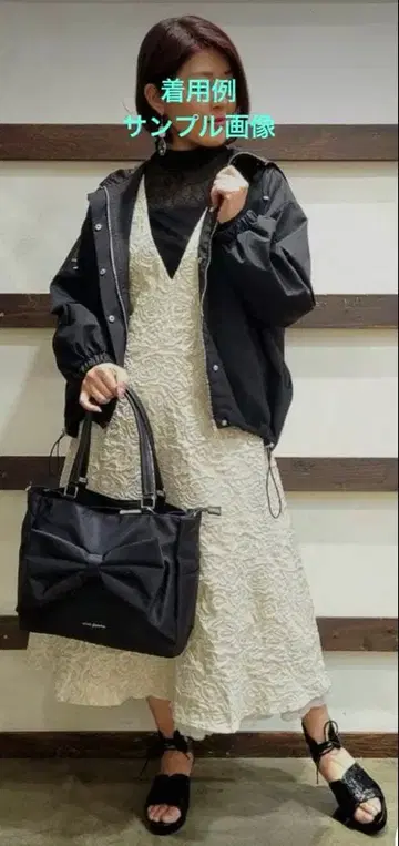 미사용 미개봉 새상품 axes femme 퍼프 자카드 점프슈트 스커트