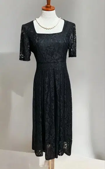 블랙 레이스 A라인 레이스 원피스