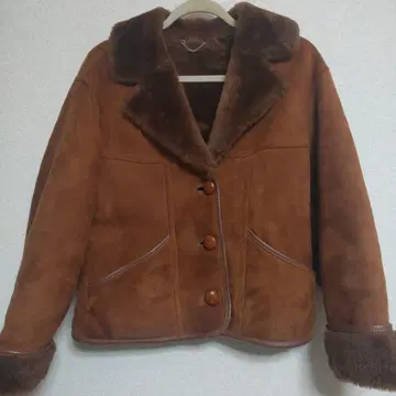 브라운 무스탕 코트 퍼 포함