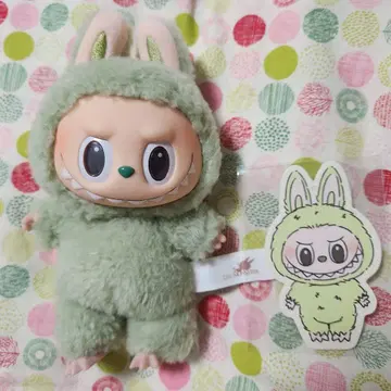 Green Grape labubu 라부부 마카롱