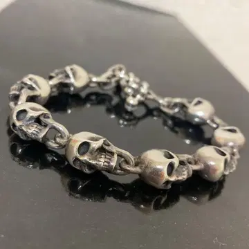 실버 스컬 목걸이