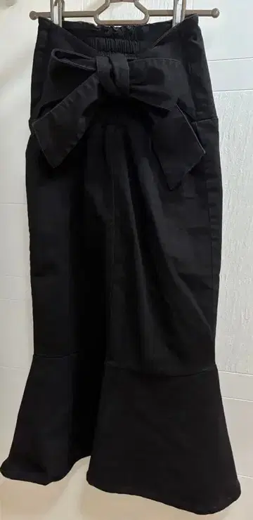 MIIA 리본 포함 타이트 스커트 F 사이즈