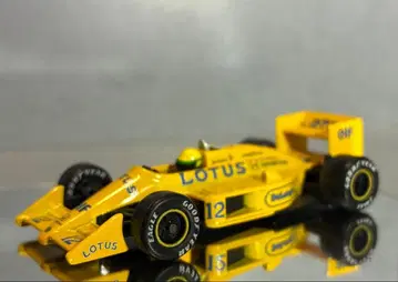 교쇼 KYOSHO 1/64 로터스 99T No.12 아일톤 세나
