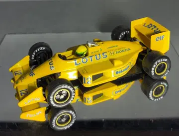 교쇼 KYOSHO 1/64 로터스 99T No.12 아일톤 세나